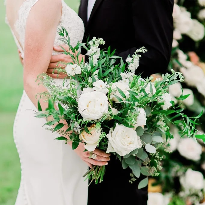 Poppy Flowers: Average cost of wedding flower brides bouquets