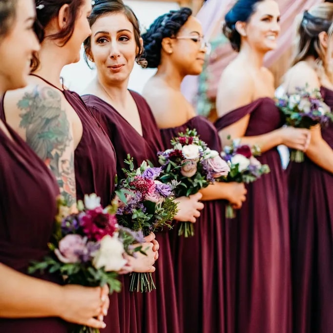 Poppy Flowers: Average cost of wedding flower bridesmaids' bouquets