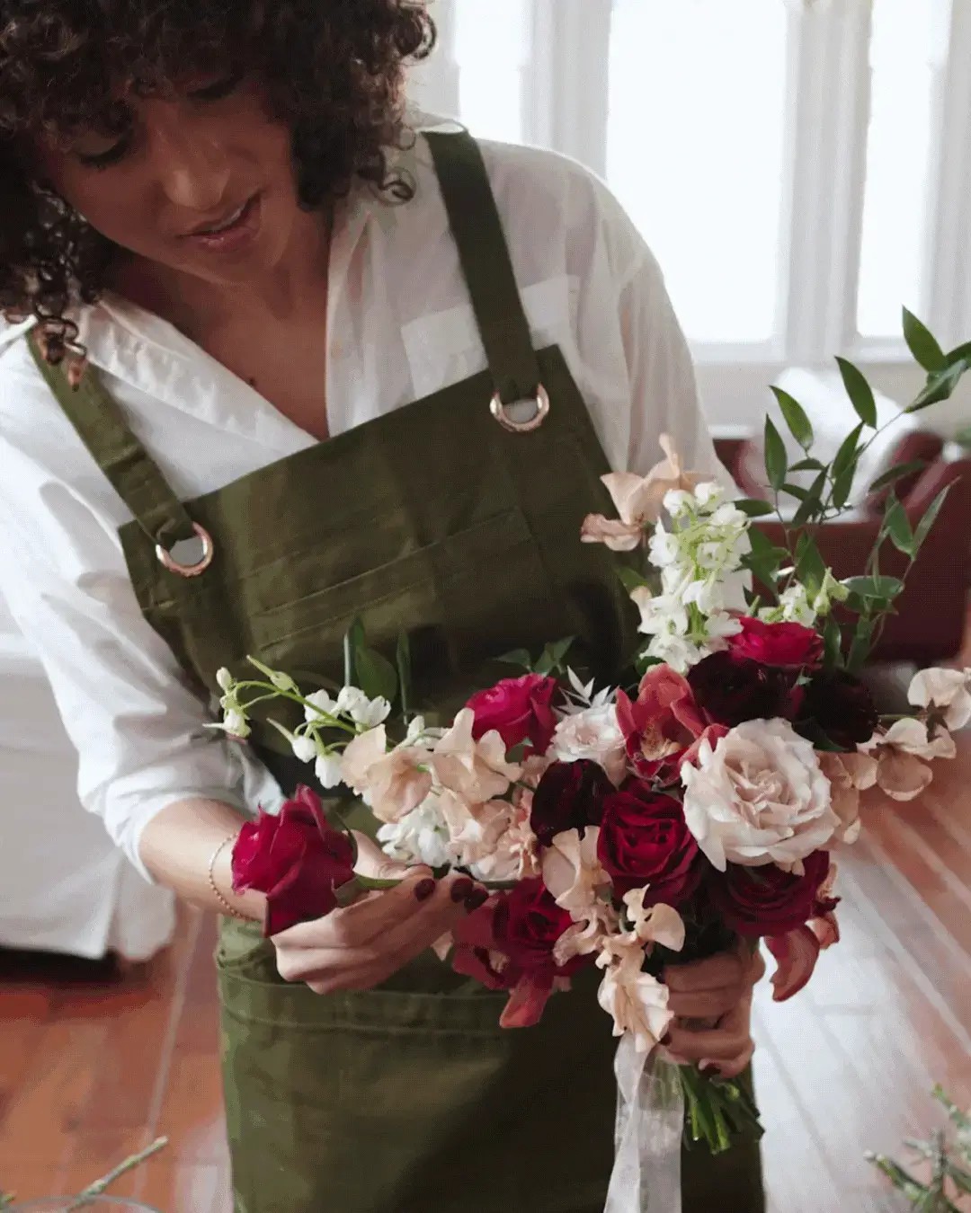 How to become a floral designer 