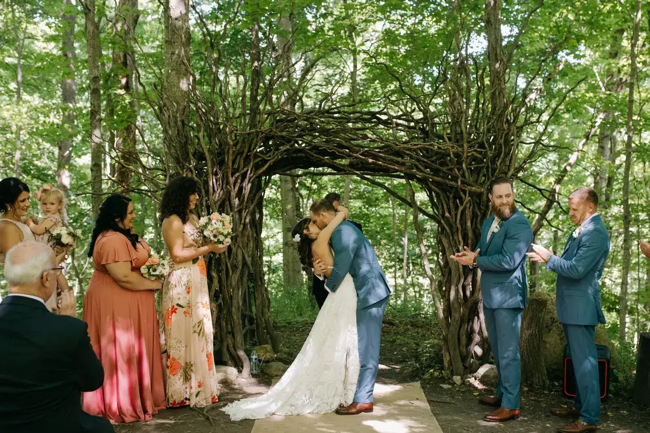 weddingflowers+cincinnati+floralarch