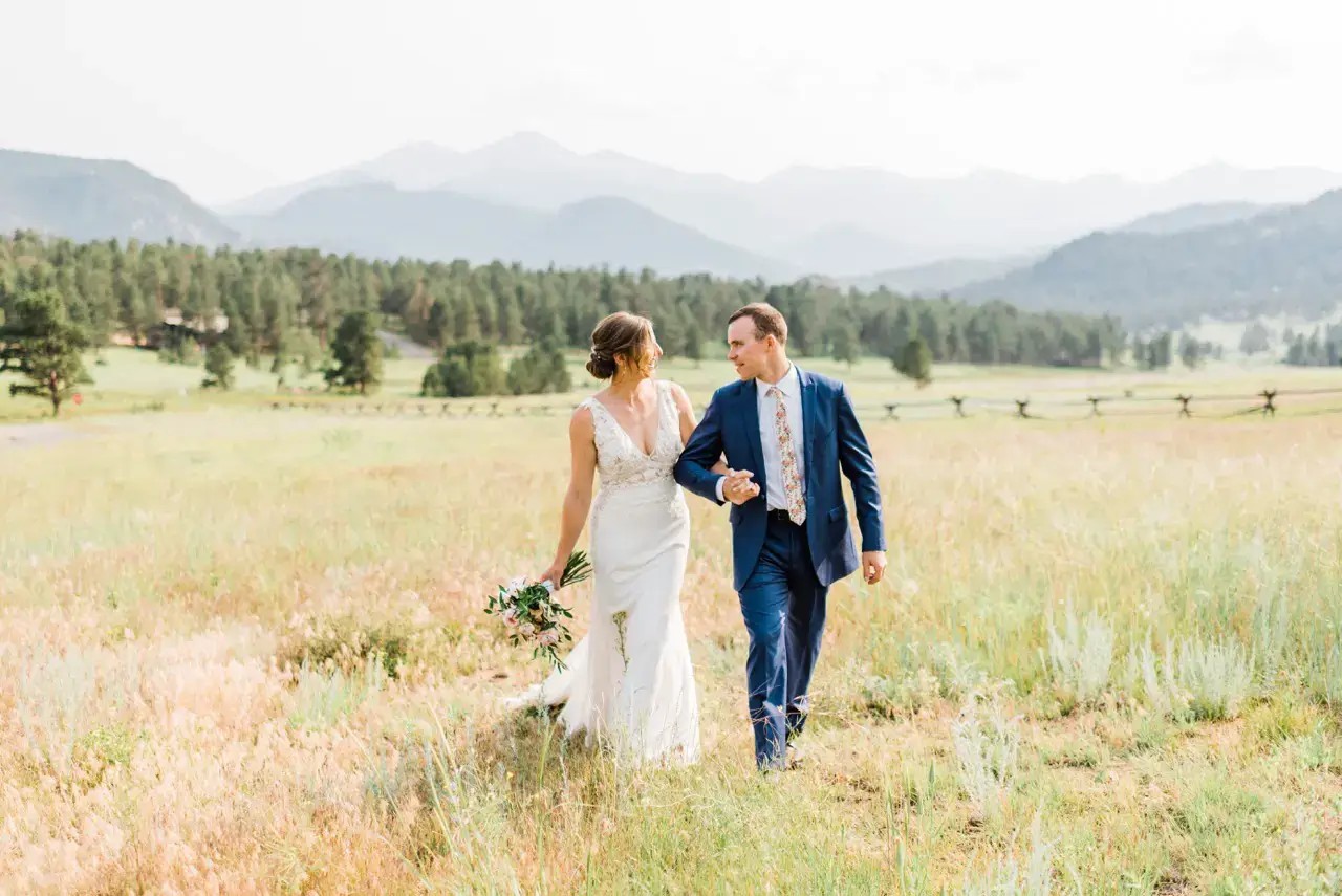 weddingflowers+marriedcouple+denver