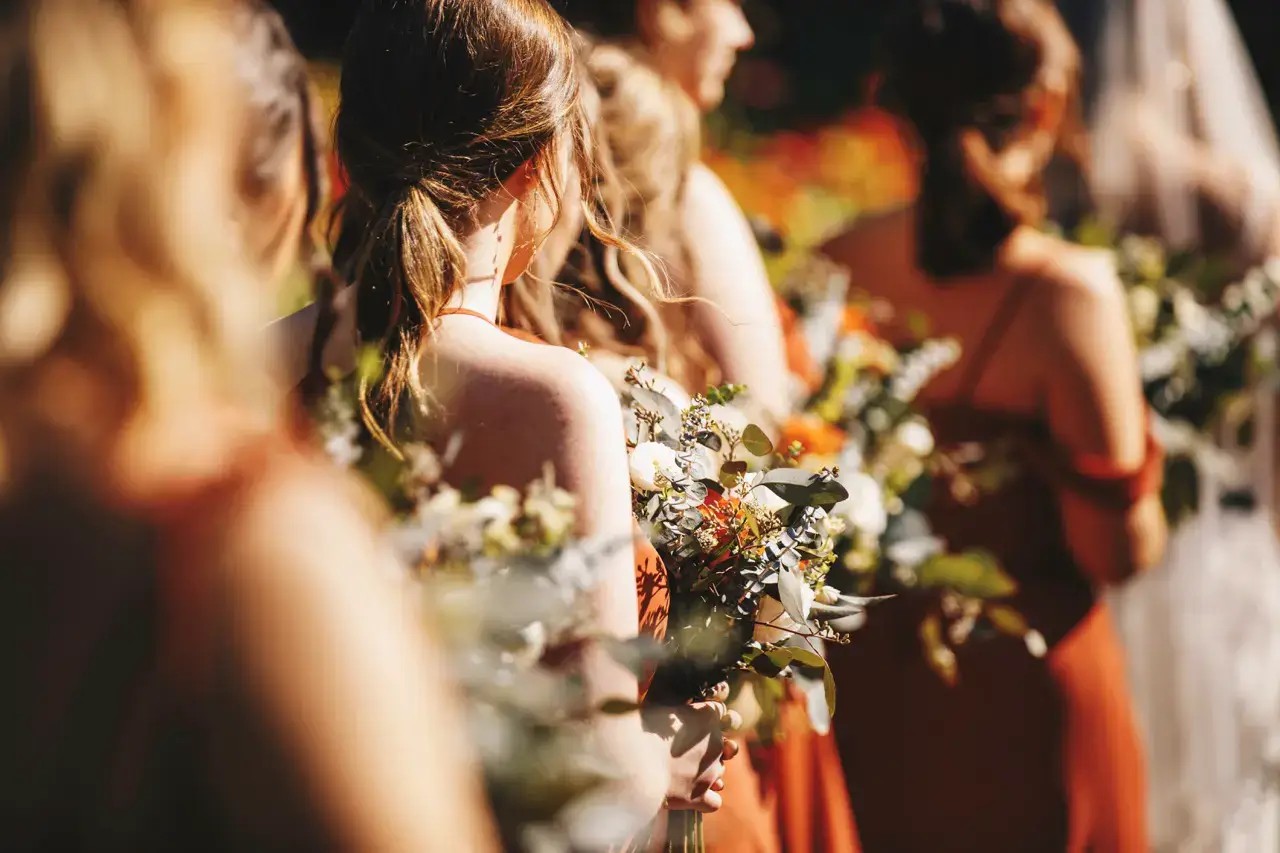 weddingflowers+grandrapids+bridesmaidbouquets