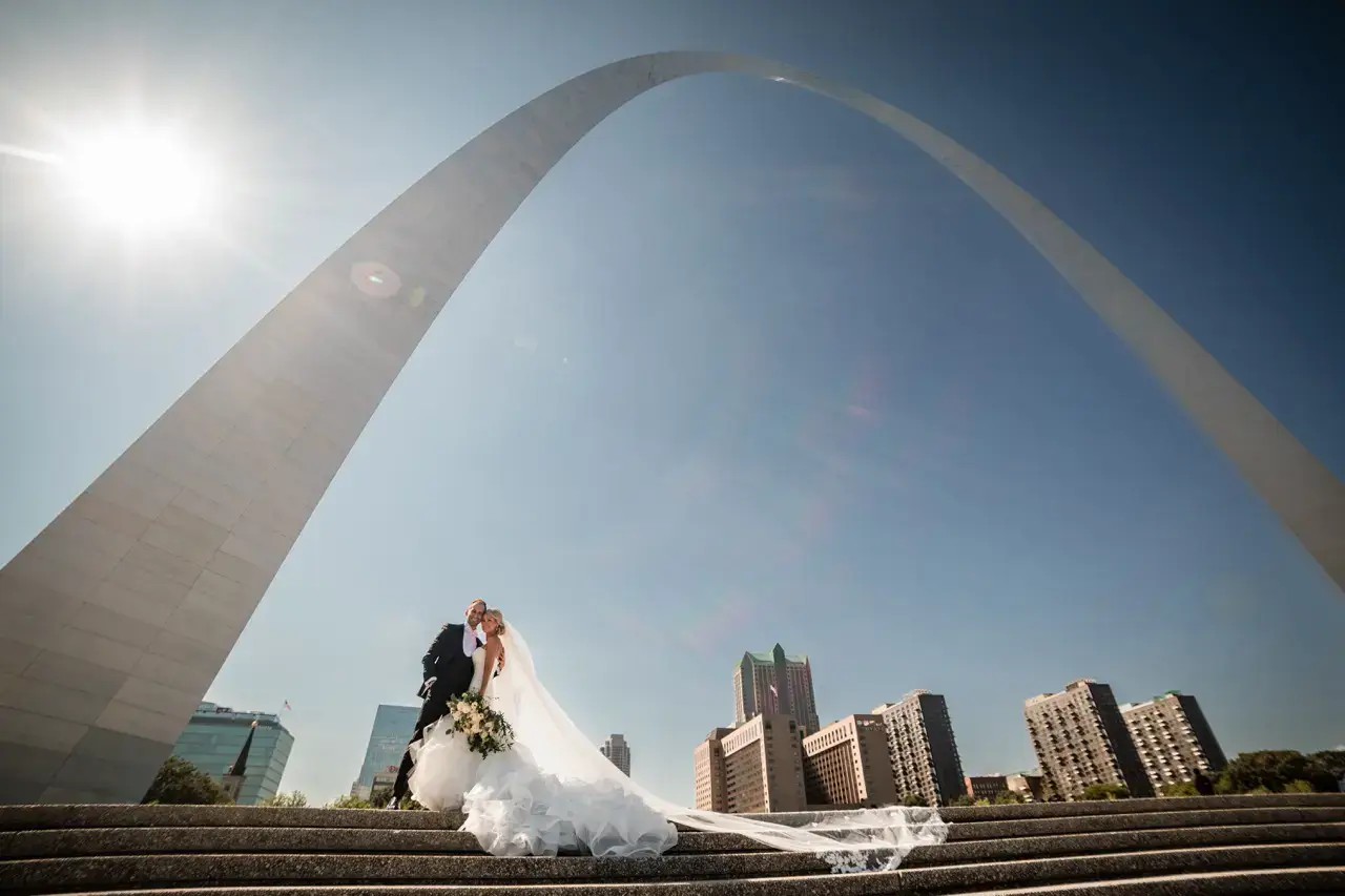 weddingflowers+marriedcouple+saintlouis