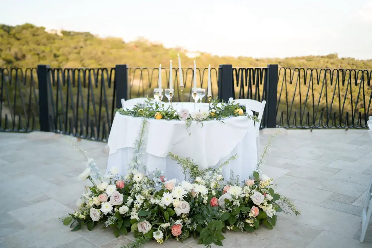 weddingflowers+flowerclouds+austin