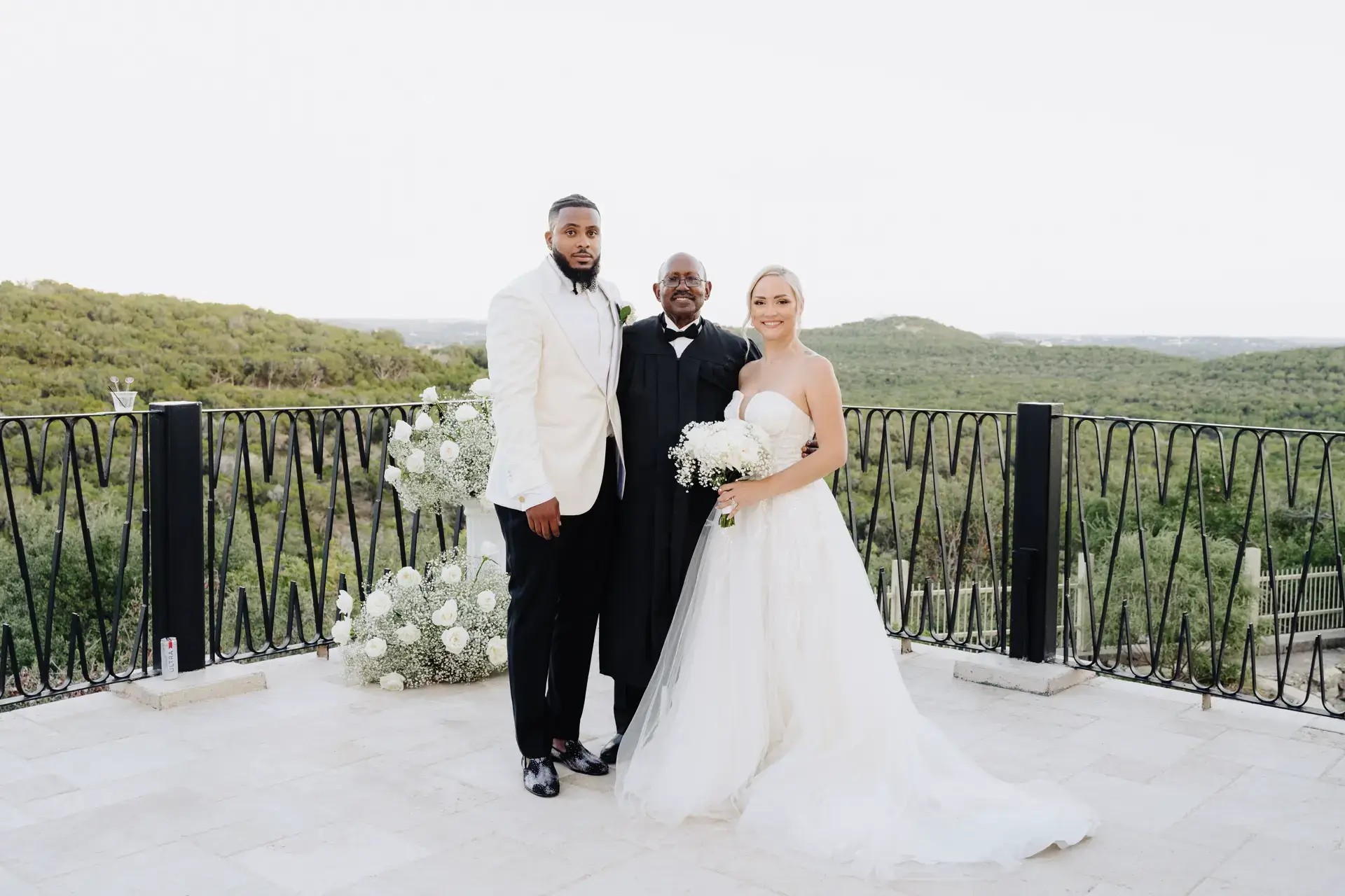 weddingflowers+allwhite+austin