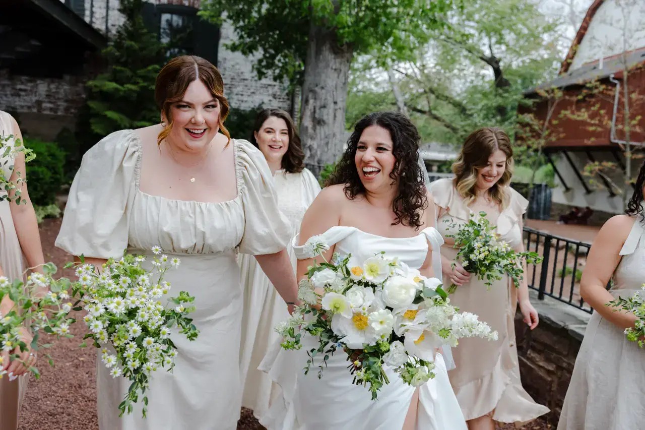 weddingflowers+bridesmaids+dallas