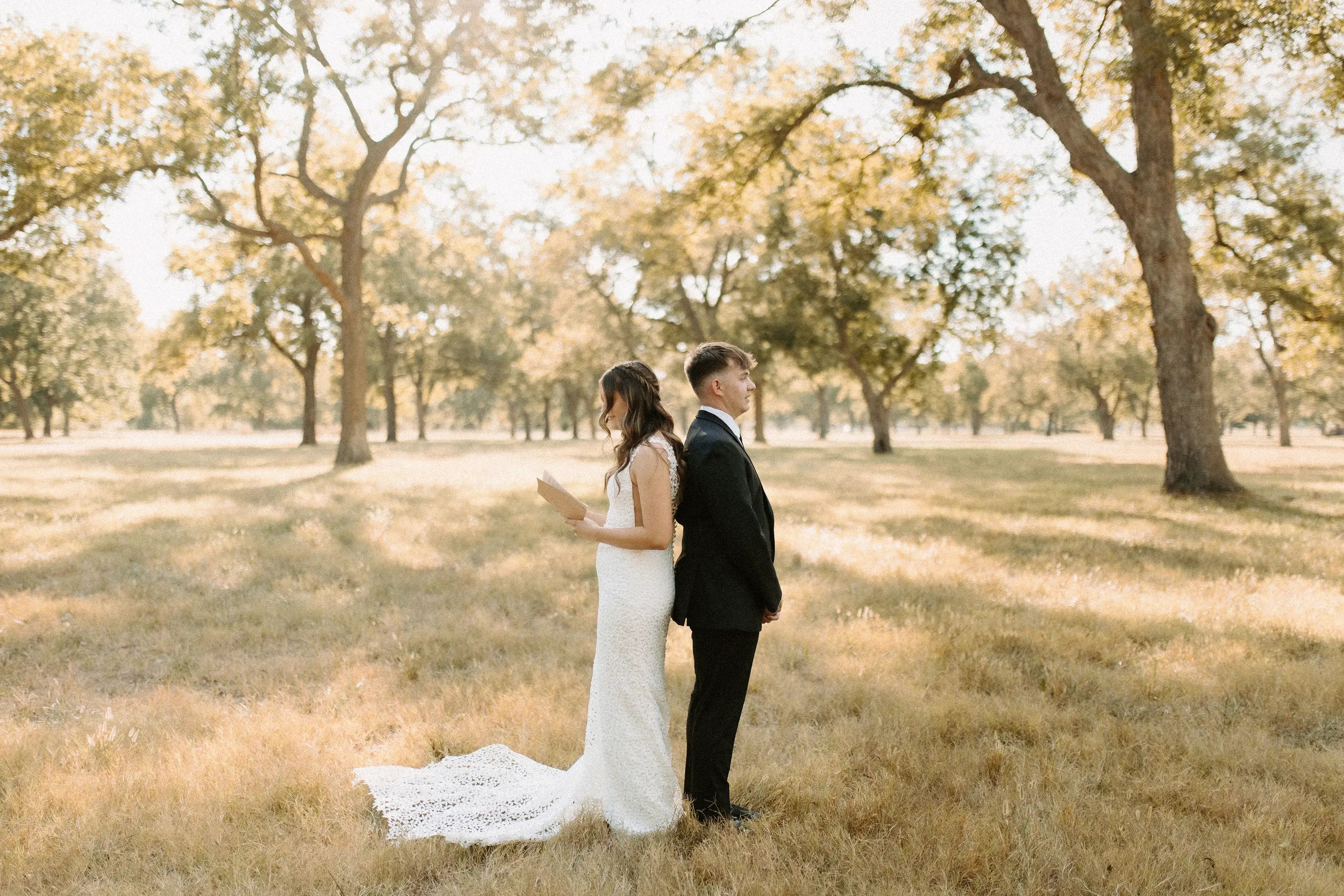 weddingflowers+tulsa+marriedcouple