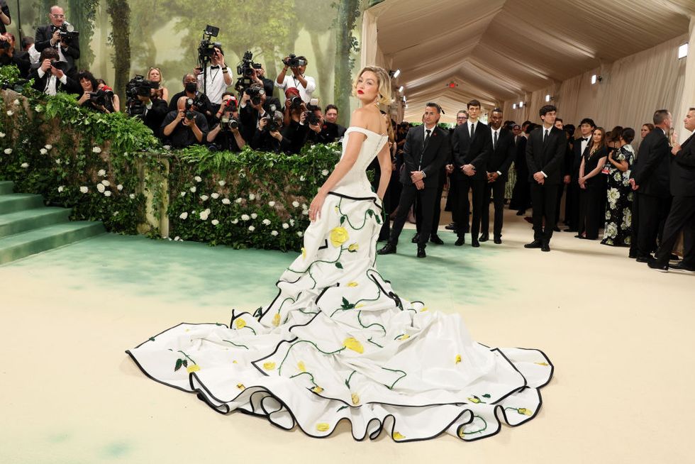 weddingflowers+metgala2024+gigihadid