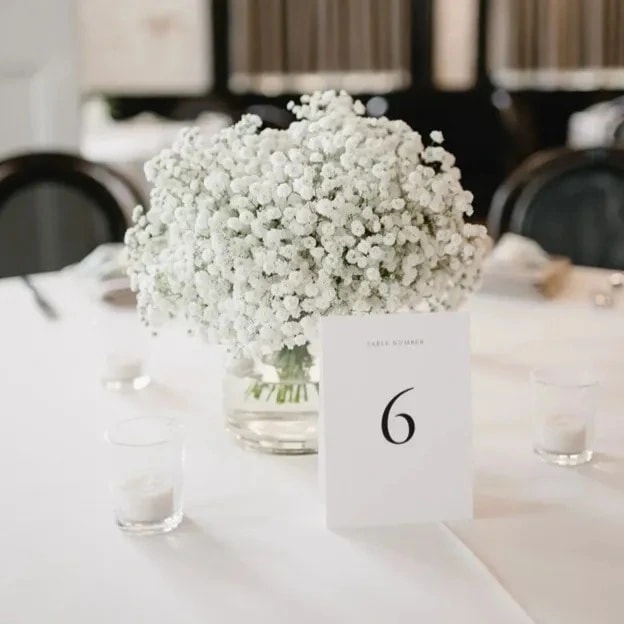 Using Baby’s Breath for summer wedding floral arrangements